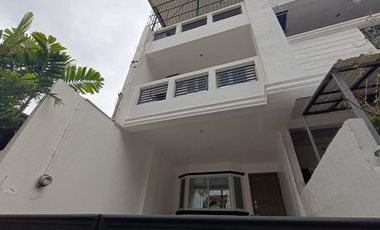 5BR House for Rent at IVC Marikina City