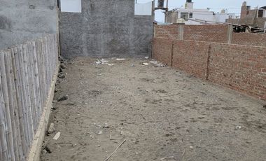 ¡REMATE! TERRENO SUPER BIEN UBICADO EN PLAYA LOS LOBOS, CERRO AZUL