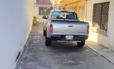 Bonita villa en venta sector Coliseo Mayor $179.000dlrs.