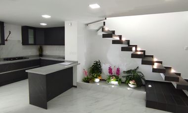 Casa de Venta en Mirasierra, Valle de los Chillos, Quito, Ecuador