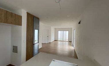 Venta en Manta: Casa Nueva de 3 Dormitorios con Acabados de Lujo en Sector Sur