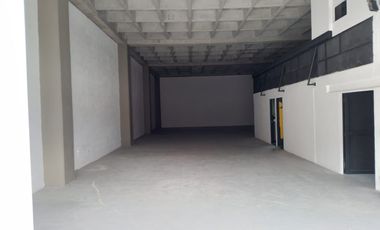 PR18049 Bodega u Oficina en arriendo en el sector Santa Maria