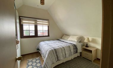 LOS FUNDADORES, AMPLIA CASA CON QUINCHO $175.000.000.