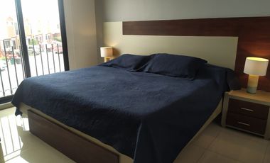 ALQUILER DE CASA AMOBLADA MÁS SUITE EN NAPOLI