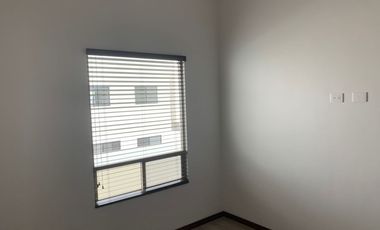 CASA EN VENTA EN FRACCIONAMIENTO PRIVADO EN VIÑEDOS