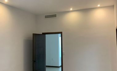 CASA EN VENTA EN FRACCIONAMIENTO PRIVADO EN VIÑEDOS