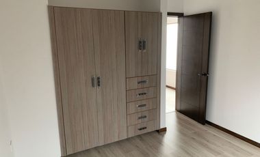 CASA EN VENTA EN FRACCIONAMIENTO PRIVADO EN VIÑEDOS