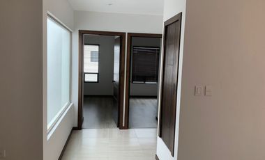CASA EN VENTA EN FRACCIONAMIENTO PRIVADO EN VIÑEDOS