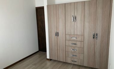CASA EN VENTA EN FRACCIONAMIENTO PRIVADO EN VIÑEDOS
