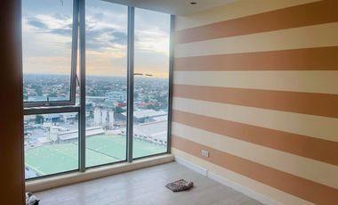 Penthouse unit for sale with parking included in AZURE URBAN RESORT RESIDENCES - MIAMI, KM 16 WEST SERVICE ROAD, BRGY. MARCELO GREEN, PARAÑAQUE