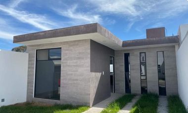 CASA EN PRIVADA, FRACCIONAMIENTO VILLAS STA. MARÍA EN TULANCINGO