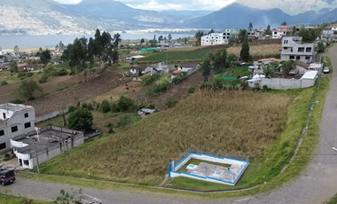Terreno de venta en Otavalo sector Chuchuqui, 946 m2