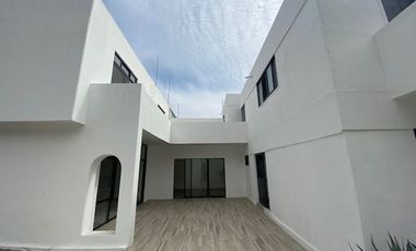 Casa en venta remodelada para oficina en ladrón de Guevara