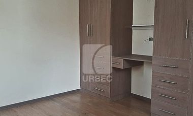 VENTA - CASAS DE VENTA EN LA CIUDAD DE GUARANDA EN EL SECTOR DEL COLEGIO TECNICO GUARANDA/24URB03
