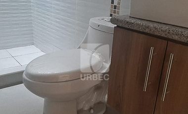 VENTA - CASAS DE VENTA EN LA CIUDAD DE GUARANDA EN EL SECTOR DEL COLEGIO TECNICO GUARANDA/24URB03