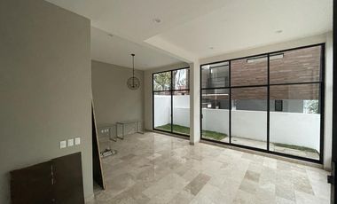 VENTA CASA EN LAGO DE GUADALUPE 200 MTS VISTA PANORAMICA