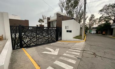 VENTA CASA EN LAGO DE GUADALUPE 200 MTS VISTA PANORAMICA