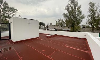 VENTA CASA EN LAGO DE GUADALUPE 200 MTS VISTA PANORAMICA