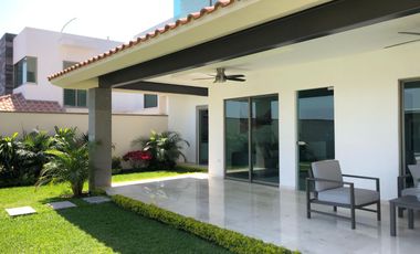 Casa a estrenar, en venta, A unos pasos de la autopista Cuerna-Aca ALBERCA