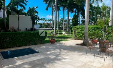 Departamento amueblado en renta, en Isla Dorada Residencial, en Cancún Quintana Roo.