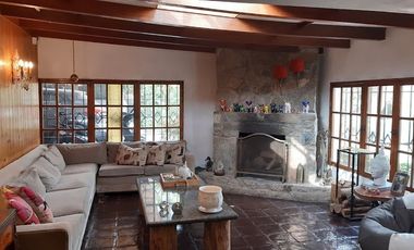 Fundo con casa de canpo y gran area verde en Pachacamac