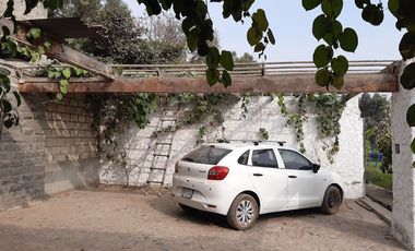 Fundo con casa de canpo y gran area verde en Pachacamac
