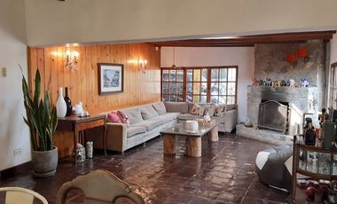 Fundo con casa de canpo y gran area verde en Pachacamac