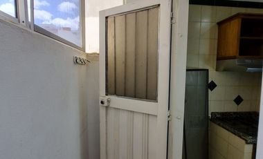 APARTAMENTO AMOBLADO EN GAIRA ARRIENDO
