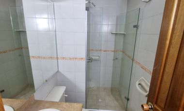 APARTAMENTO AMOBLADO EN GAIRA ARRIENDO