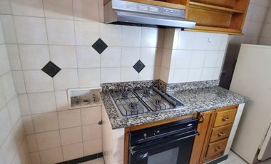 APARTAMENTO AMOBLADO EN GAIRA ARRIENDO