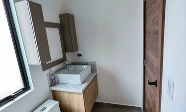 úlitma Casa de Venta esquinera en el Valle de los Chillos - Sector La Moya