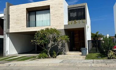 CASA EN RENTA EN PUNTA TIBURON | ARLETTE FLORES