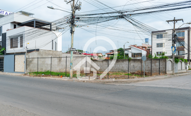 Terreno de Venta Diagonal a Hotel Oro Verde, Machala