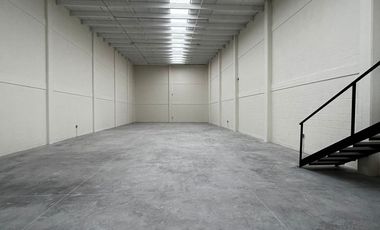 BODEGA INDUSTRIAL 800M2