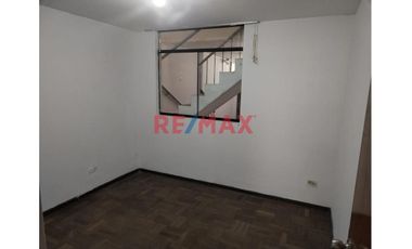 Acogedora Casa en Venta Cerca a Municipalidad de Los Olivos