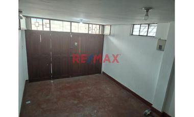 Acogedora Casa en Venta Cerca a Municipalidad de Los Olivos