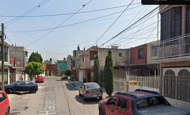 ¡APROVECHA ESTA INCREÍBLE OPORTUNIDAD PARA HACER CRECER TU PATRIMONIO! Casa en REMATE BANCARIO en Hacienda Real De Tultepec