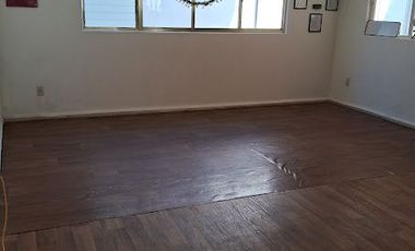 VENDO CASA GRANDES ESPACIOS