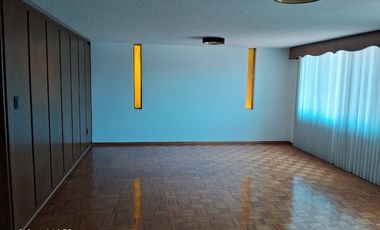 VENDO CASA GRANDES ESPACIOS