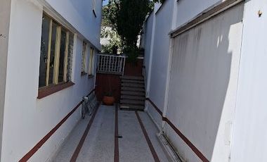 VENDO CASA GRANDES ESPACIOS
