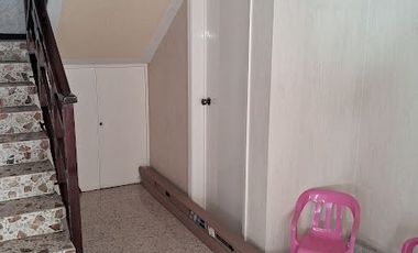 VENDO CASA GRANDES ESPACIOS
