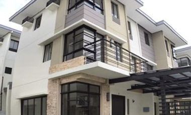 Townhouse for Rent in Ferndale Villas, Pasong Tamo, Quezon City