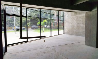 PR18937 Local en arriendo en el sector Los Naranjos