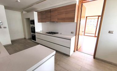 AV SANTA MARÍA / CONDOMINIO POLO GOLF VITACURA