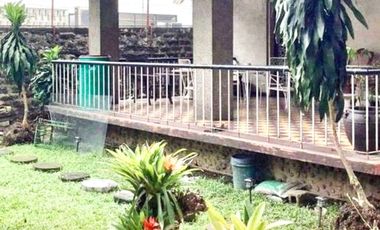 SPACIOUS LOT WITH OLD HOUSE FOR SALE IN NEW MANILA