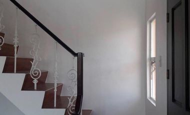 4 Bedroom House and Lot in Dulalia Executive Village Valenzuela
