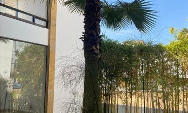 Casa en renta en la vista country zona atlixcayotl