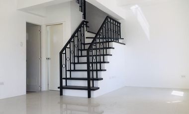 For Sale: 4-Bedrooms House and Lot for Sale in Cauyan, Isabela