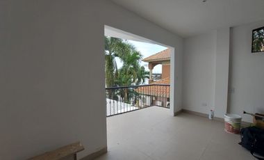 Samborondon, Vendo Hermosa Casa Remodelada con Vista al Rio