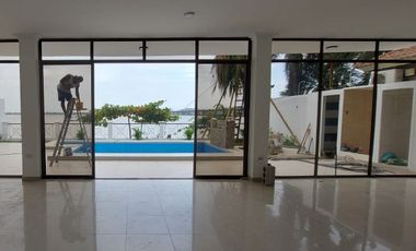 Samborondon, Vendo Hermosa Casa Remodelada con Vista al Rio